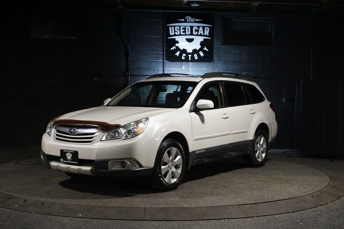 2011 SUBARU OUTBACK 2.5i Limited