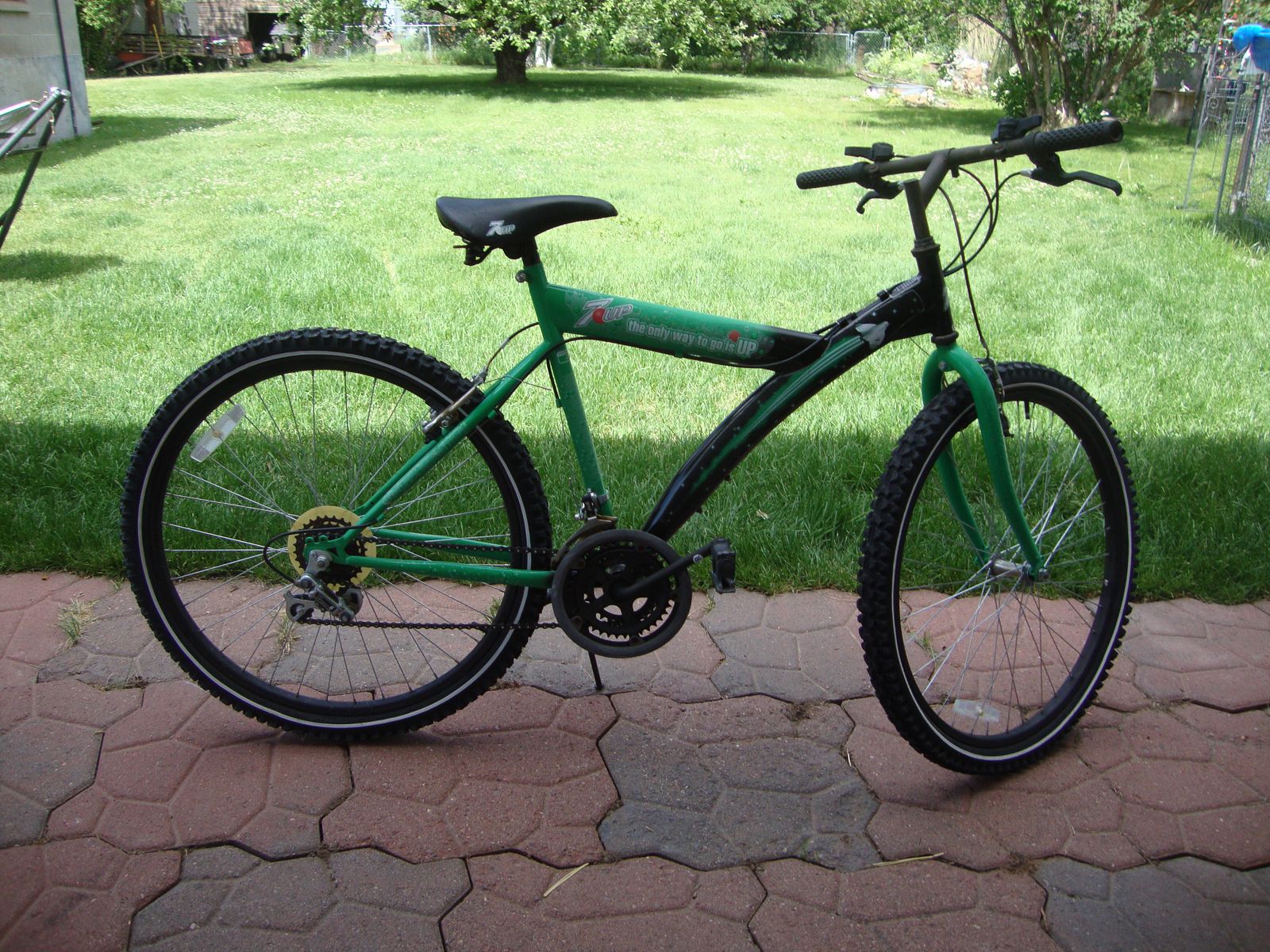 Rare Vintage "7-UP" Promo Bicycle 26" Adult Green 7-UP Logo