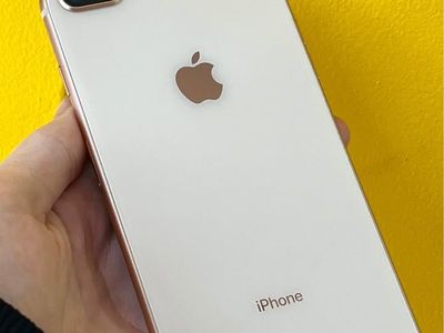 iPhone 8+ 64GB - Unlocked