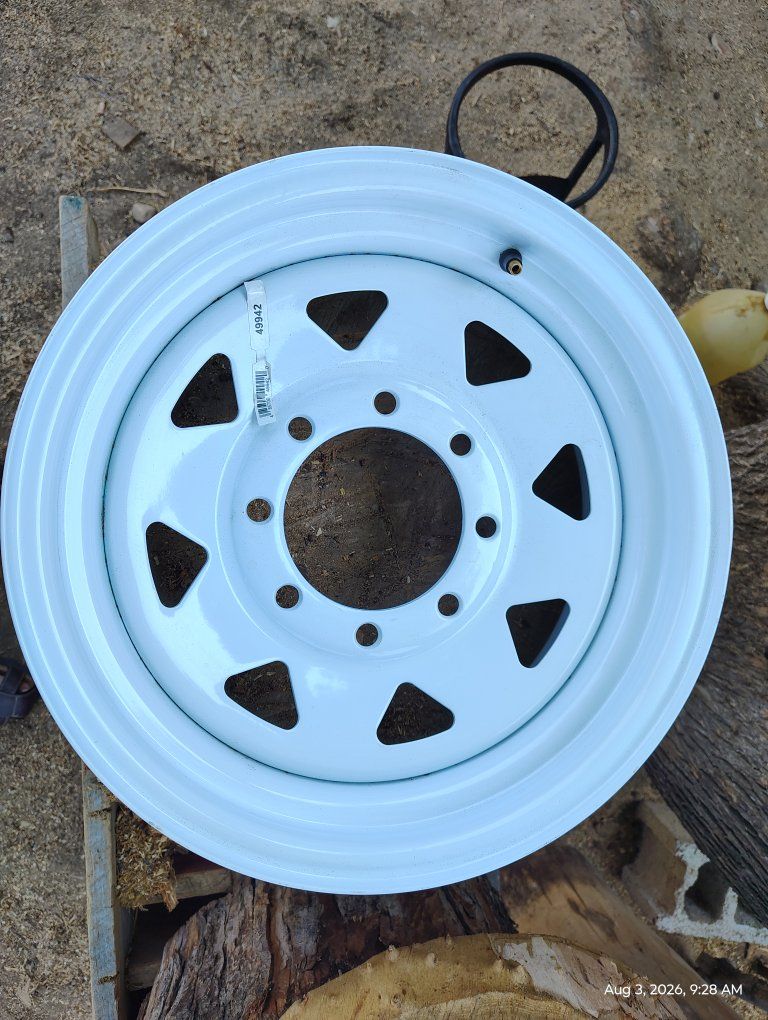16" x 6" 8 Hole Wheel