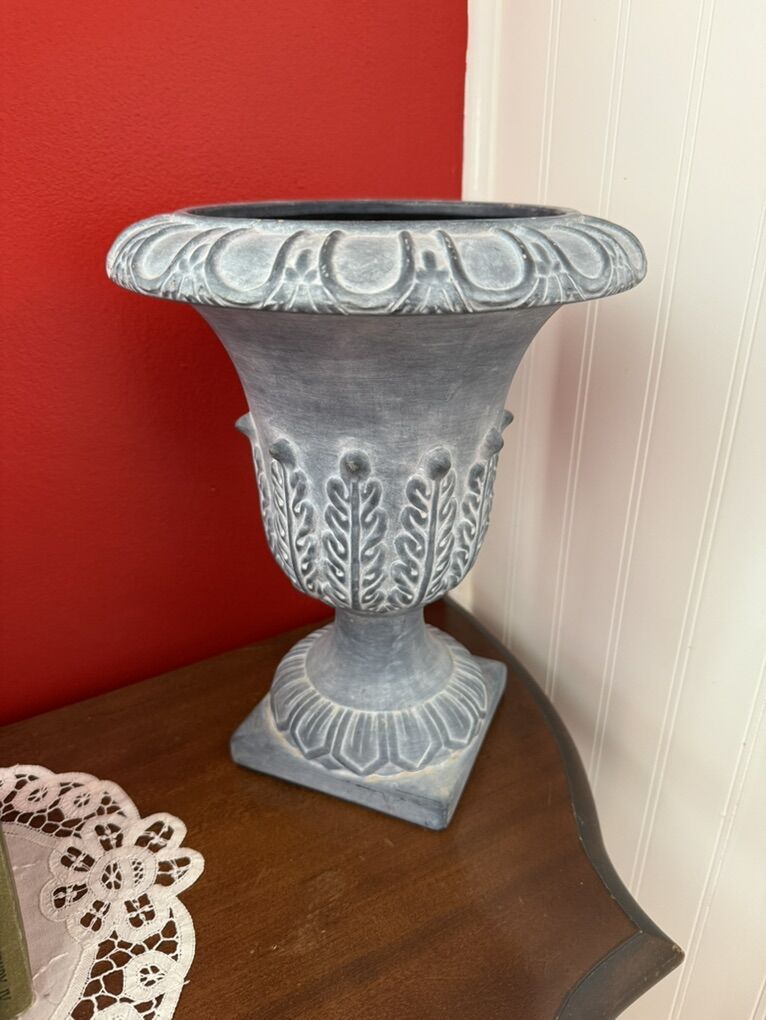 Ceramic Beautiful Gray Pot 12 Tall 9.5 W