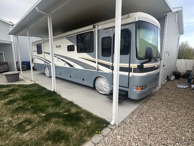 2005 Fleetwood Bounder 37u Class A Motorhome