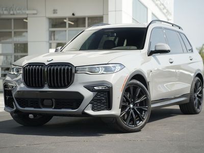 2021 BMW X7 M50i