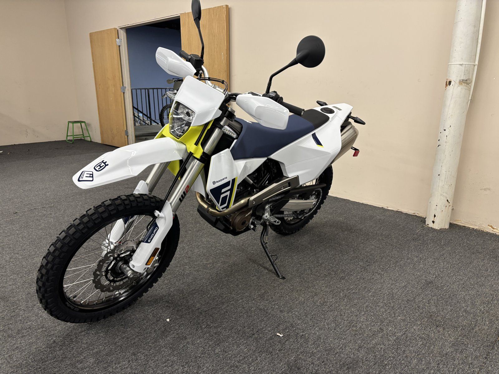 2027 Husqvarna Motorcycles 701 ENDURO