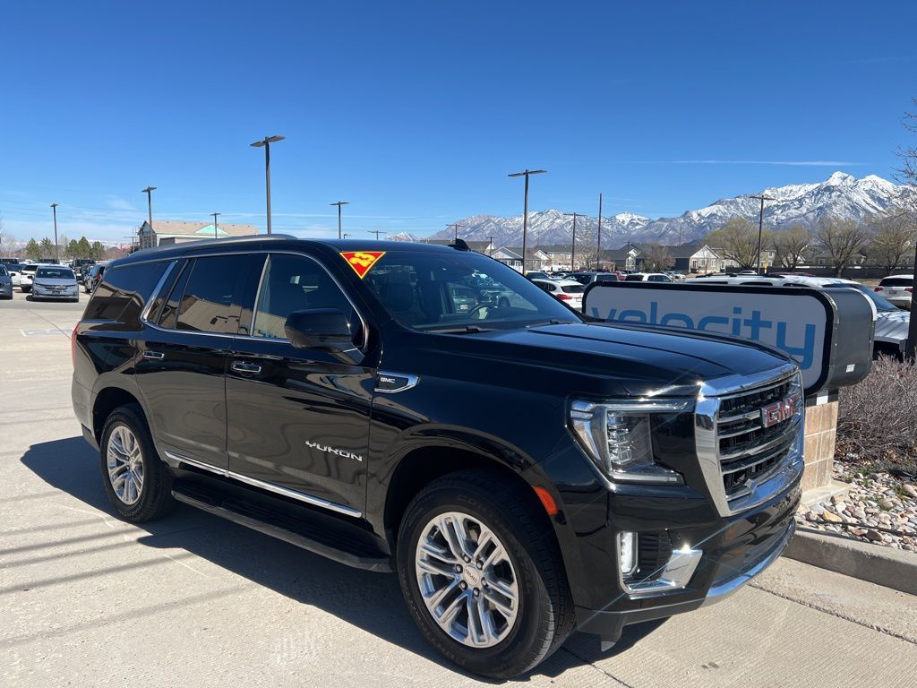 2023 GMC Yukon SLT
