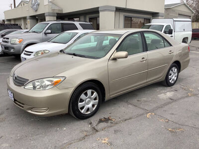 2004 Toyota Camry LE
