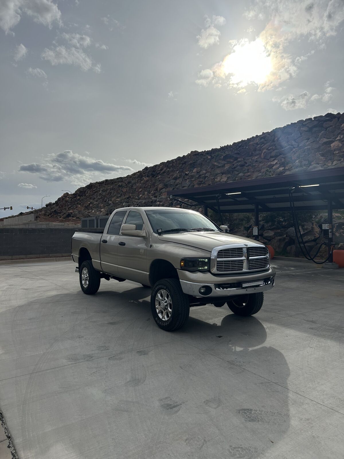 2005 Dodge Ram 2500 Laramie