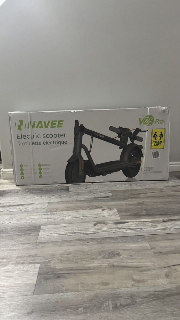 Brand New - Navee V25 Pro Electric Scooter