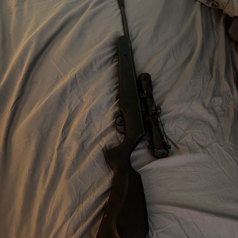 Crosman F4 Pellet Rifle