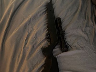 Crosman F4 Pellet Rifle