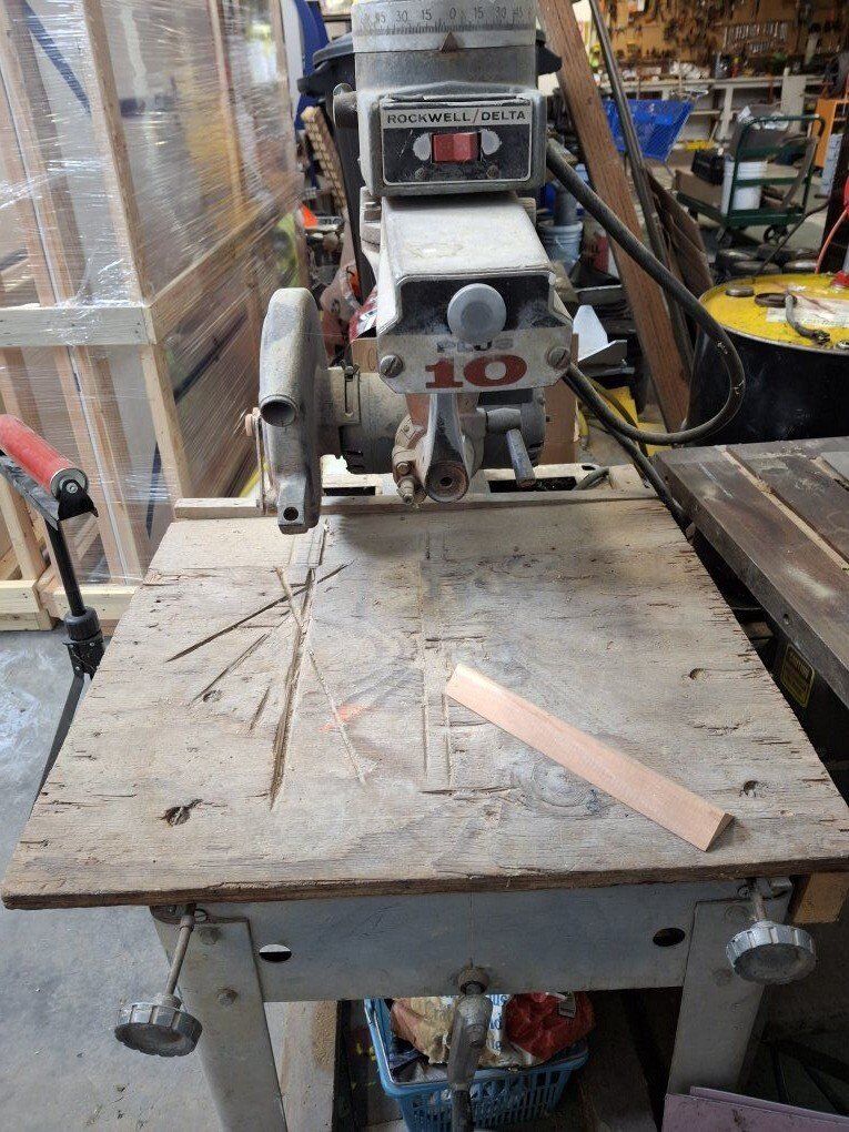 Radial arm saw