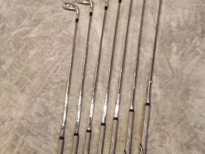 Bridgestone J15DF Japanese Forged Irons - 4-PW - RH - Stiff Shaft