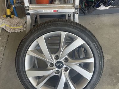 Hyundai 2016 215/45R17 Tire & Rim - Silver Alloy Wheel