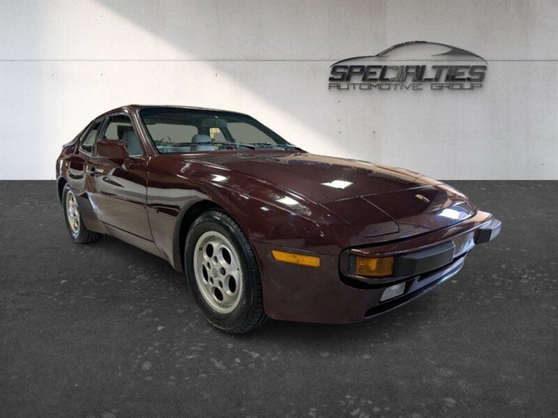 1987 Porsche 944 Base