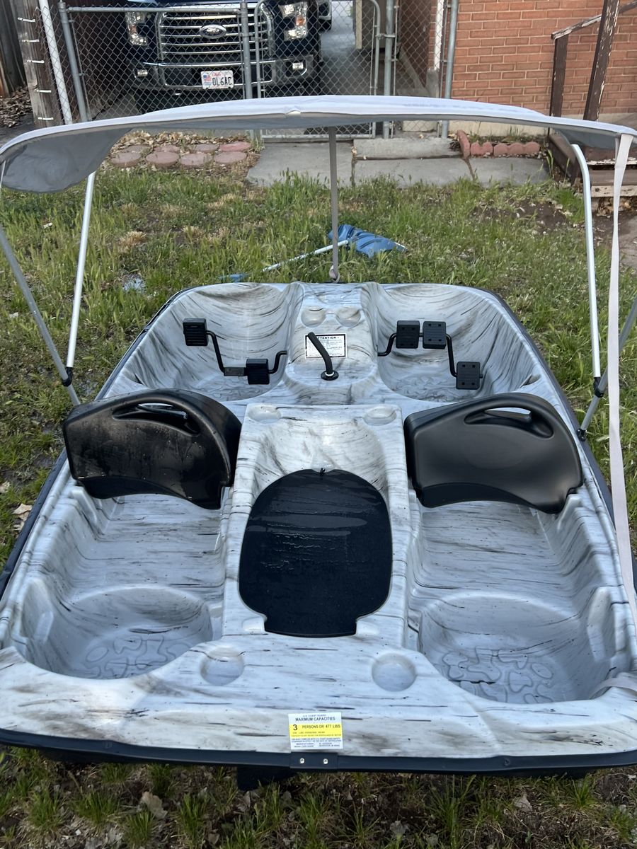 Peddle Boat Bass Pro
