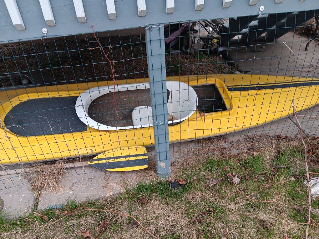 17' fiberglass kayak