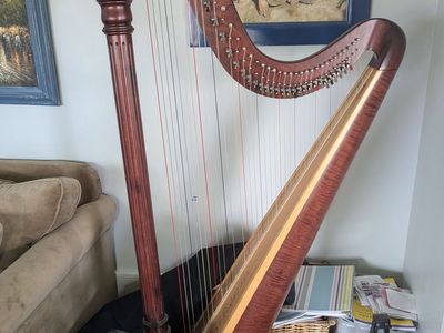 Lyon & Healy Prelude Harp