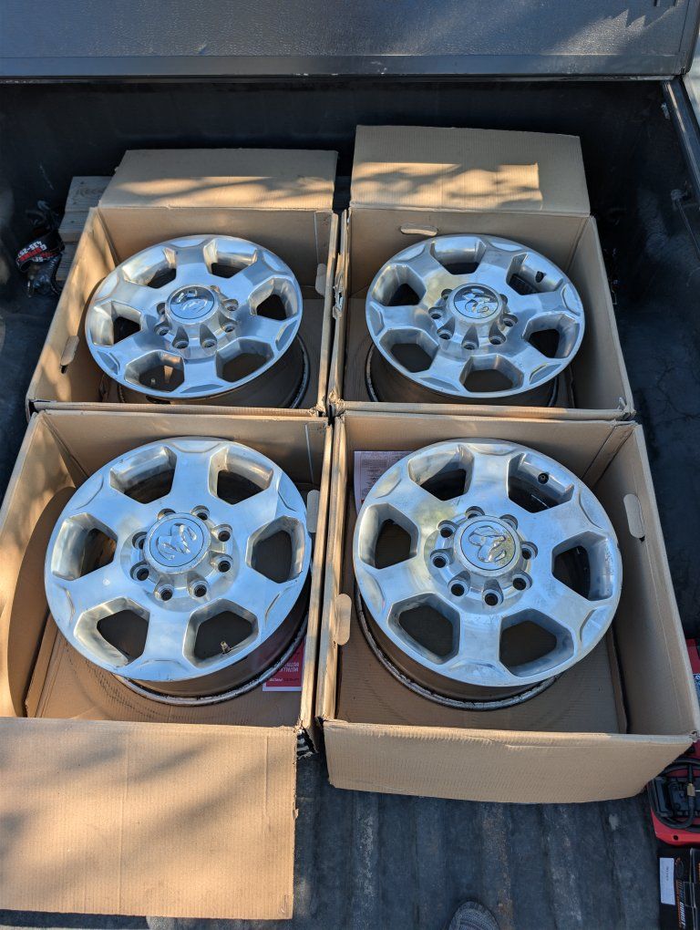 Stock 2016 Ram 18" Aluminum Alloy Rims