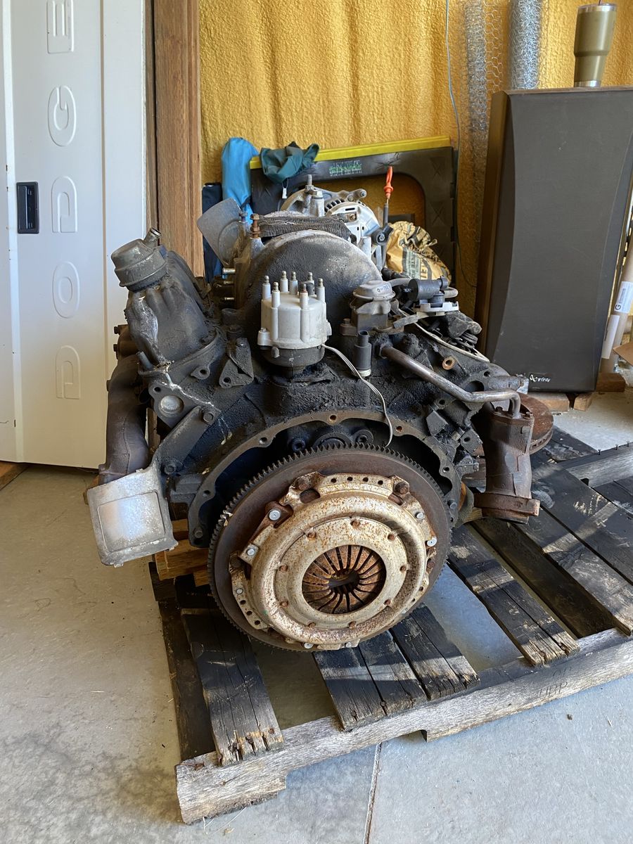 3.9L Magnum V6