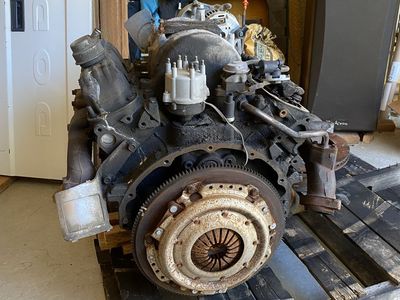 3.9L Magnum V6