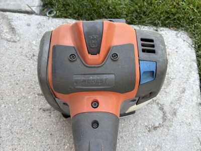 Husqvarna 525LST Straight Shaft String Trimmer