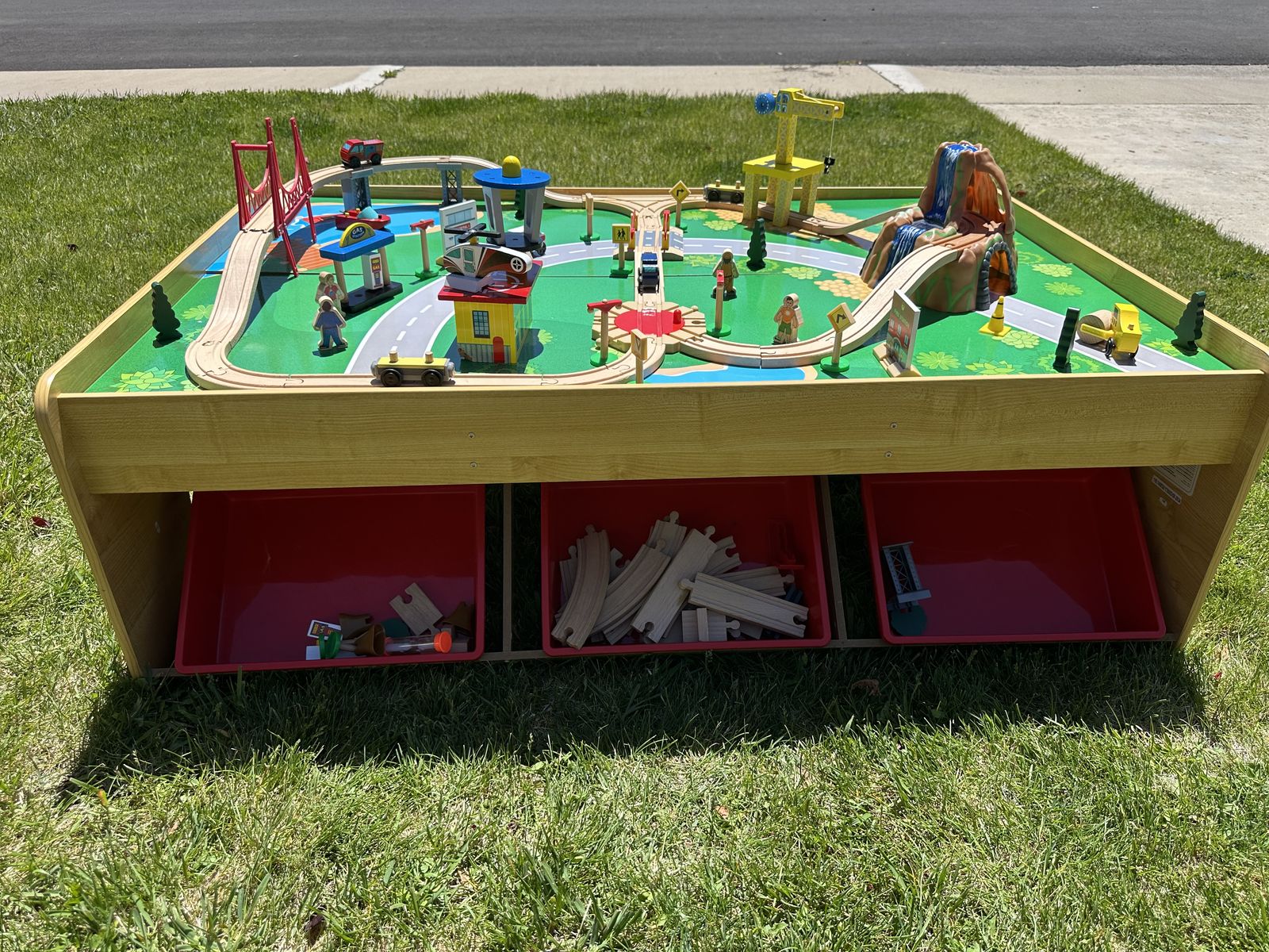 KidKraft Waterfall Mountain play set