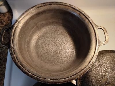 Vintage Cast Aluminum Dutch Oven Stock Pots Set with Lid