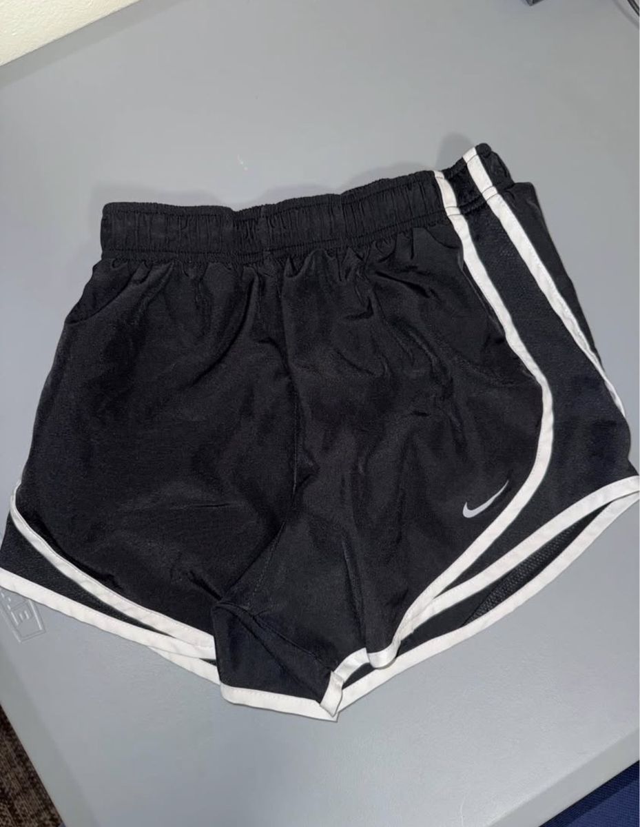 Nike Women's Tempo Dri-FIT Running Shorts Black White Trim XS