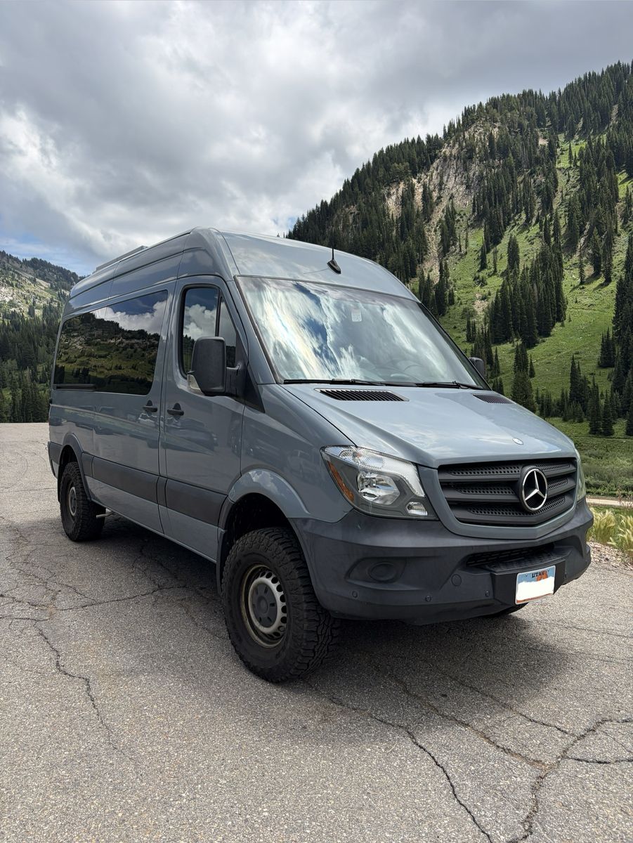 2018 Freightliner Sprinter 2500