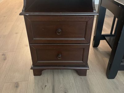Nighstand