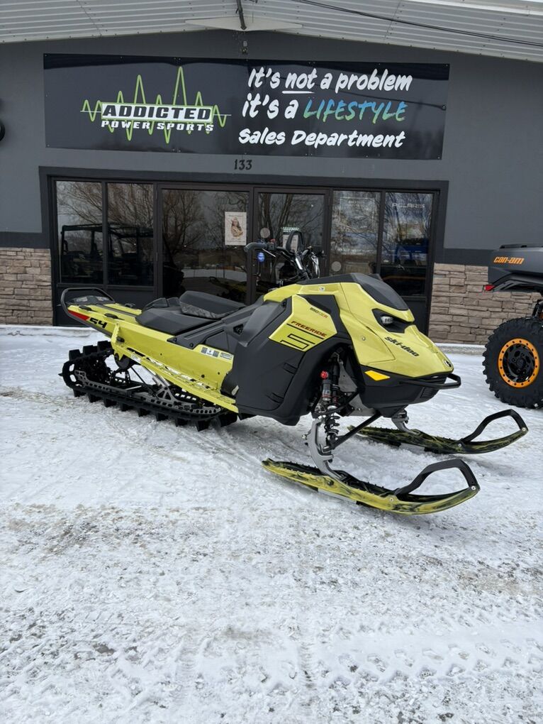 2025 Ski-Doo Freeride turbo