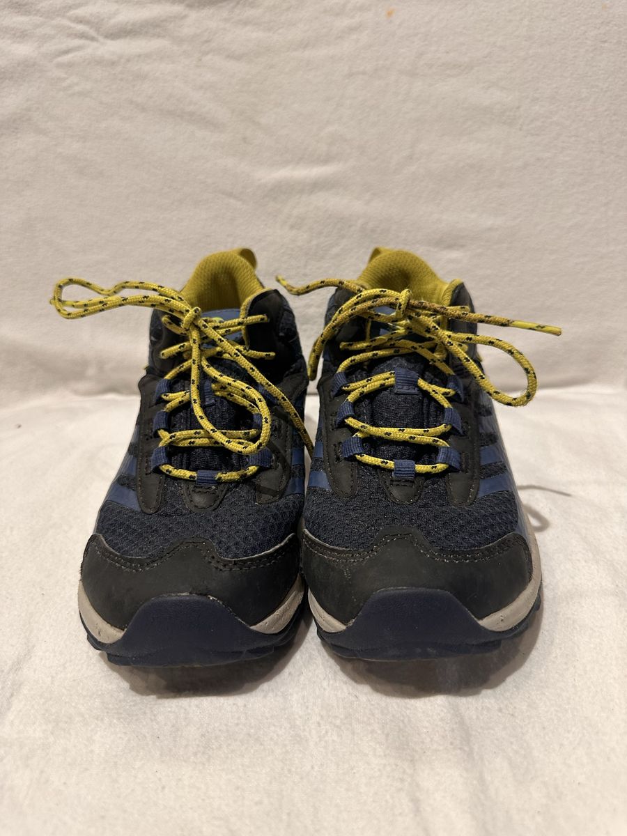Merrell youth size 2, navy/yellow trim Wtrprf lace up hiking shoes