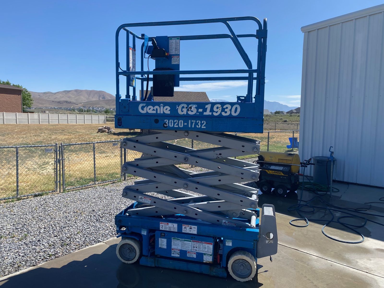 Genie GS1930 19 ft Scissorlift