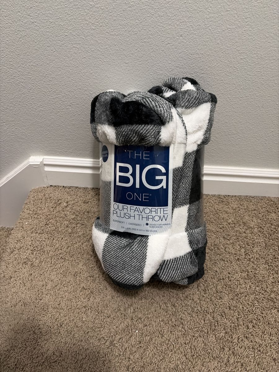 The Big One Our Favorite Plush Throw Blanket Black White Buffalo Check 5ft x 6ft