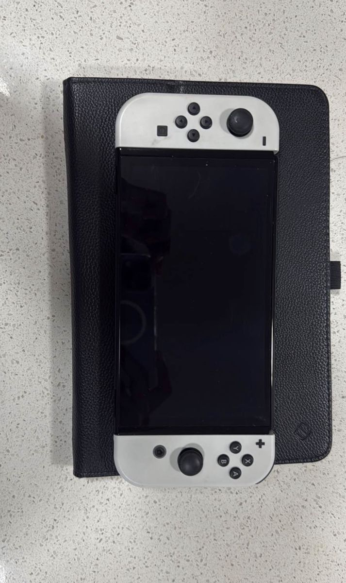 Nintendo Switch Oled With Games