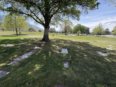 Larkin Sunset Gardens burial plot
