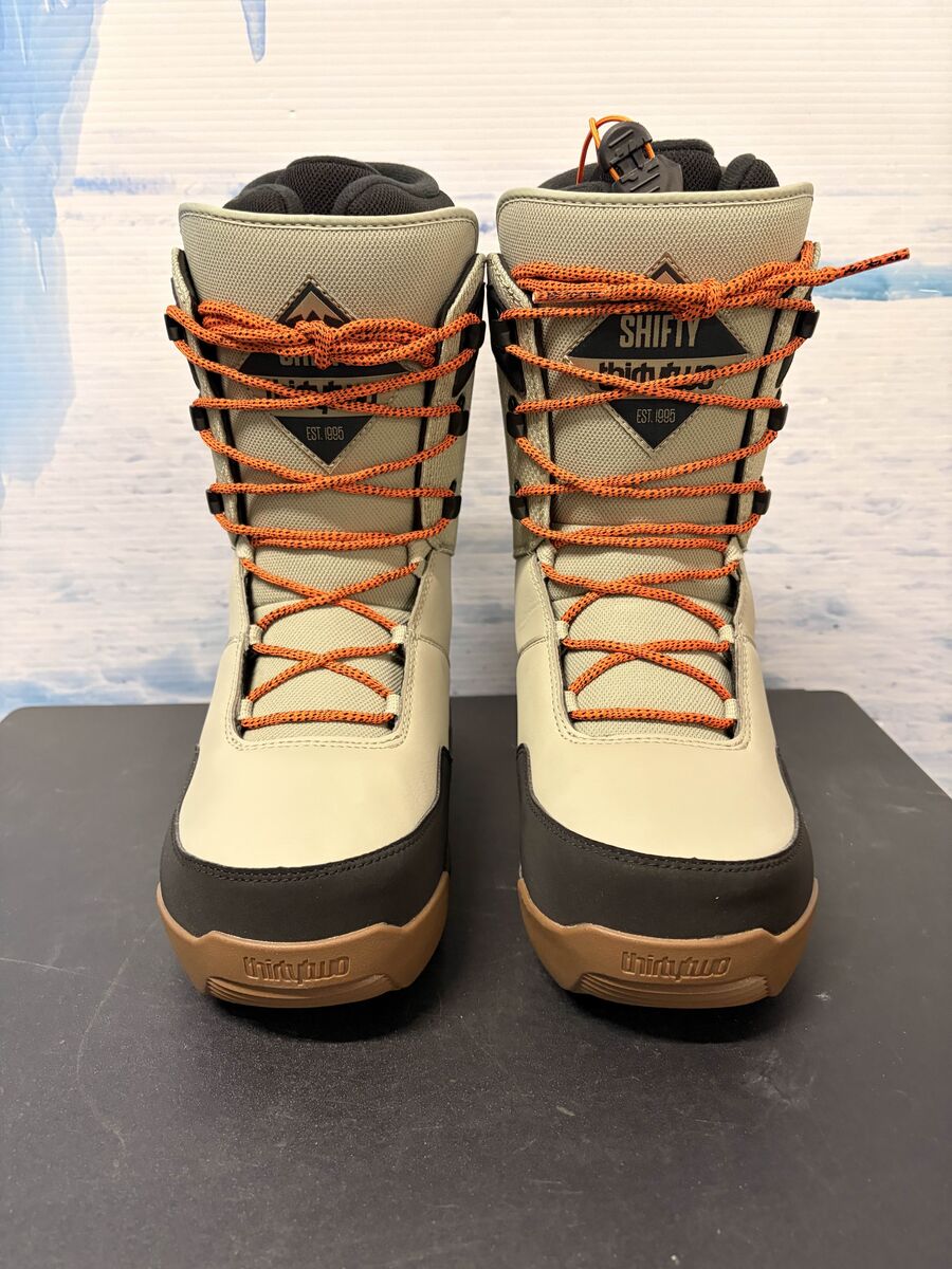 Lightly Used 2026 Thirtytwo Shifty Lace Black/grey/gum Men's Snowboard Boot - 9M US