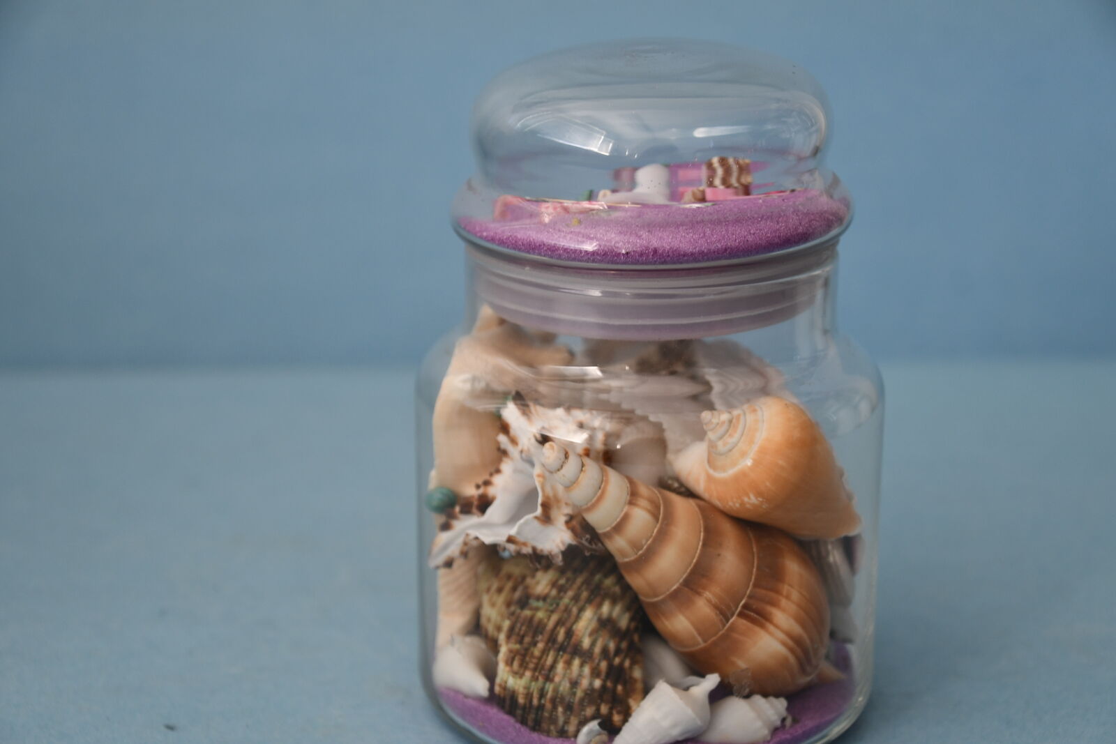 JAR of SEASHELLS ~ PURPLE SAND ~ REMOVABLE LID ~ NICE!