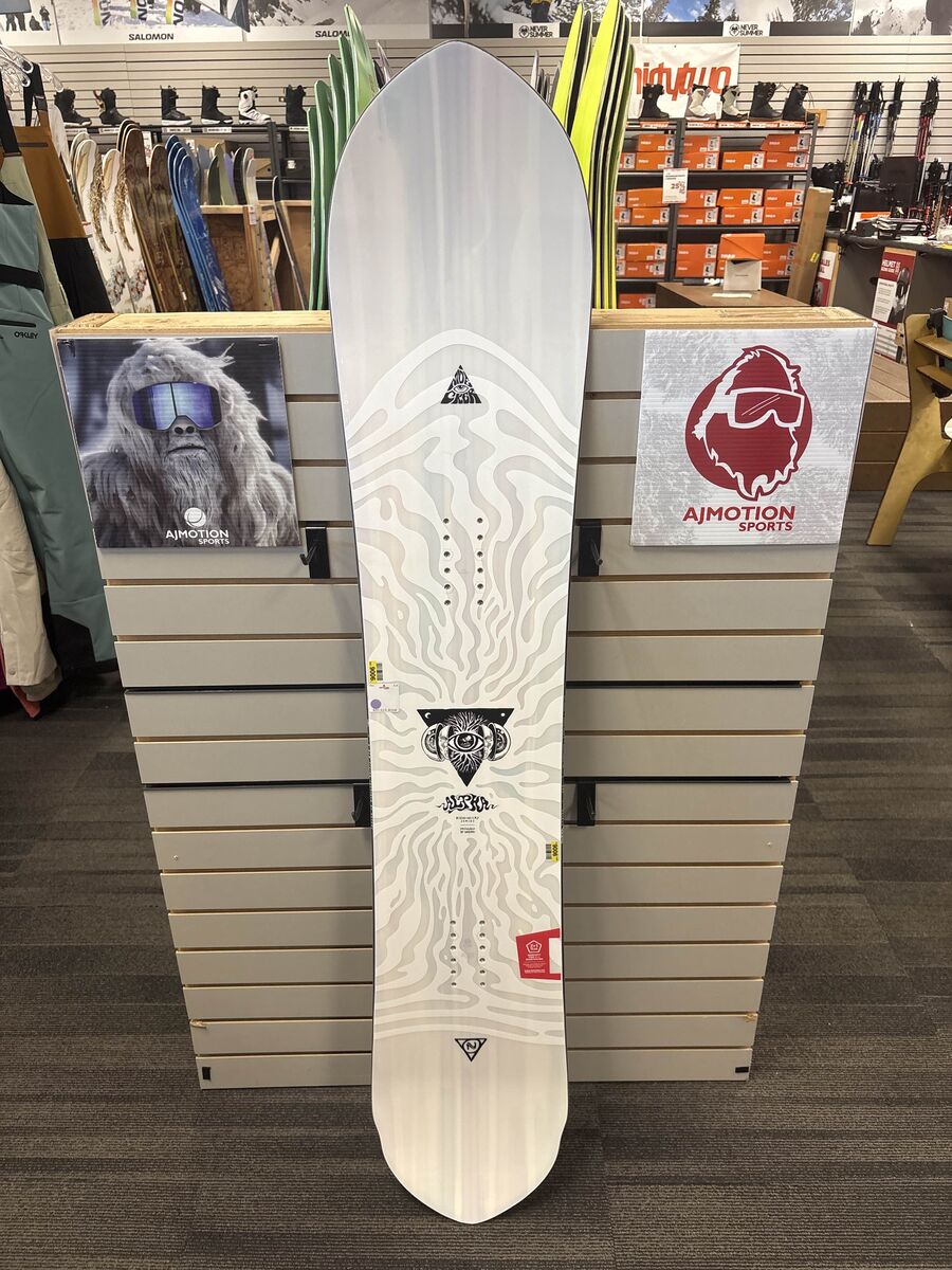 Nidecker Alpha 153cm Snowboard - Lightly Used (2026)