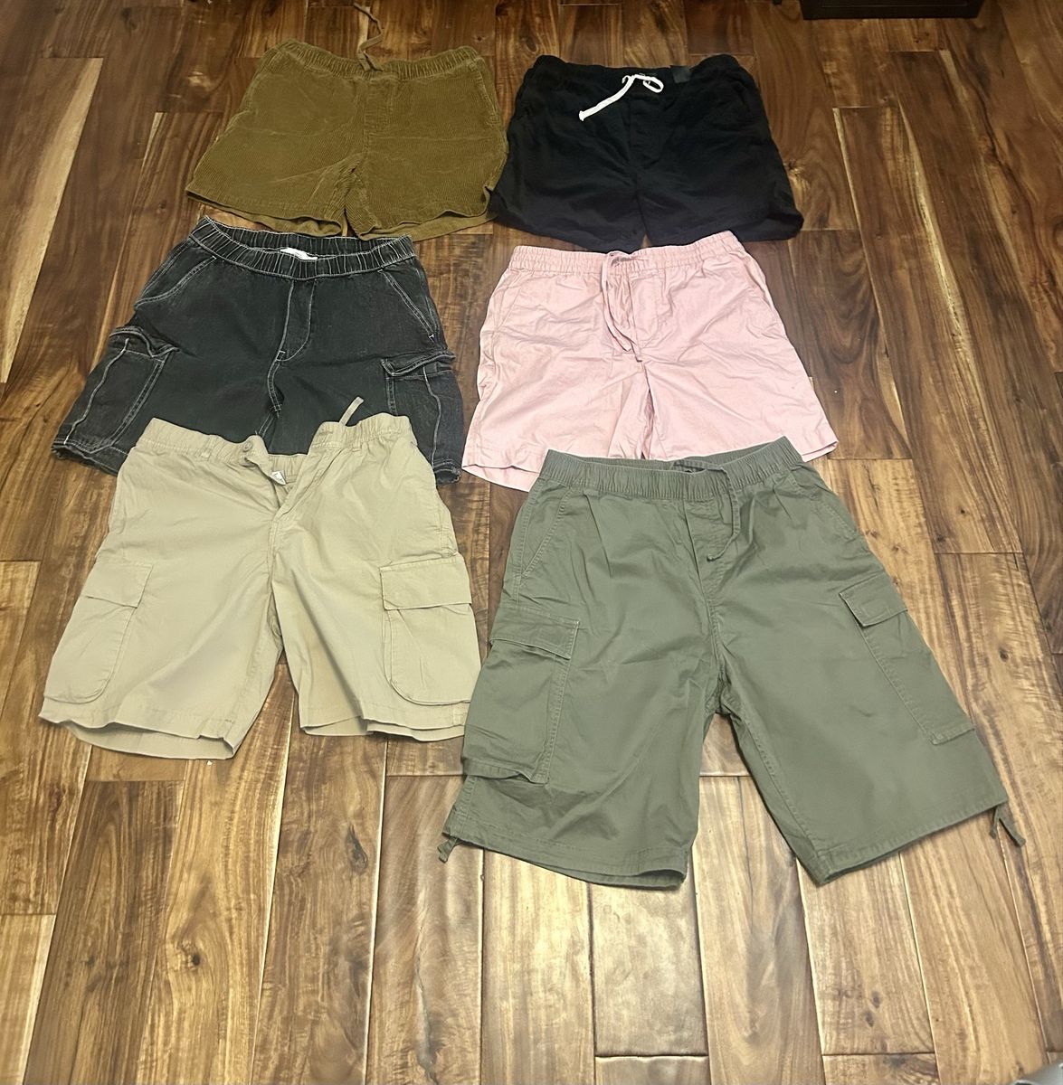 Men’s H&M size small shorts