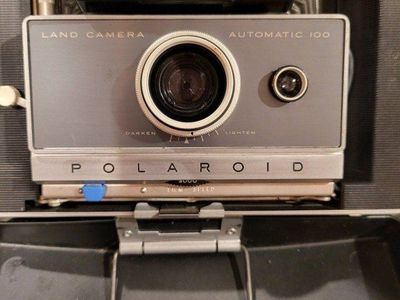 Vintage Polaroid camera 100