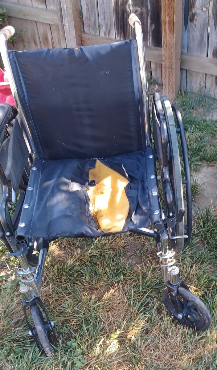 WHEEL CHAIR FOR REPURPOSE OR PARTS!