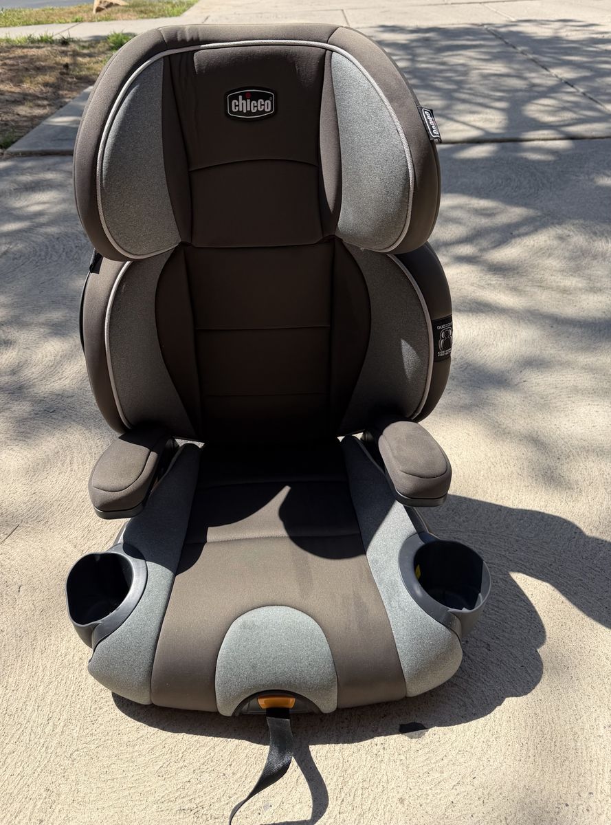 Chicco High back booster seat