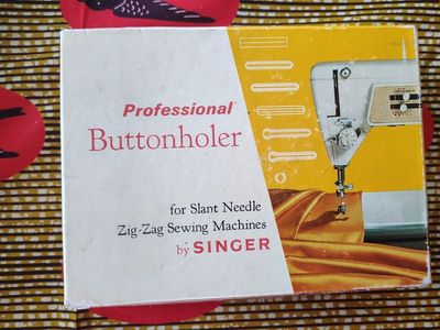Professional ButtonHoler, Fashion Discs & Acc. Del