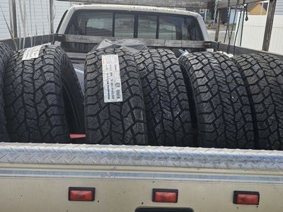 Hankook Dynapro AT2 Xtreme 225/75R16 108T XL All-Terrain Tires (Set of 5)