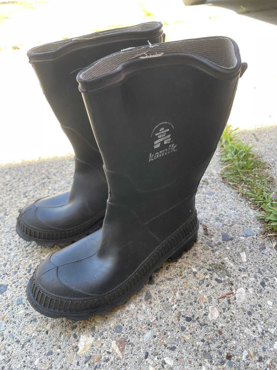 Kamik rain boots