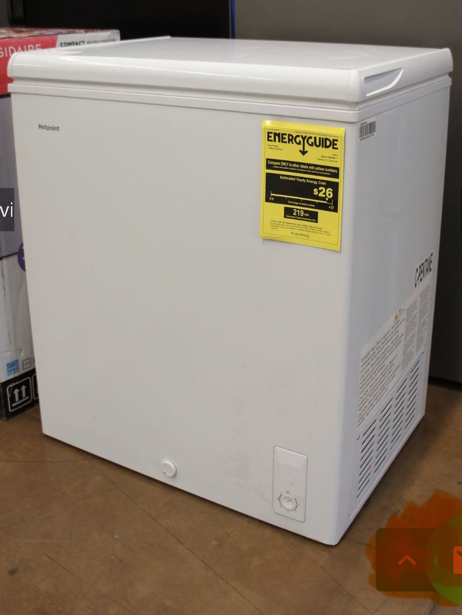 Hotpoint 5.1 Cu. Ft. White Chest Freezer