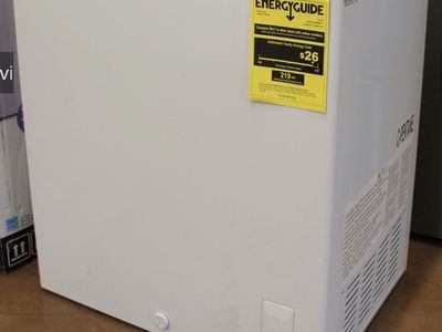 Hotpoint 5.1 Cu. Ft. White Chest Freezer