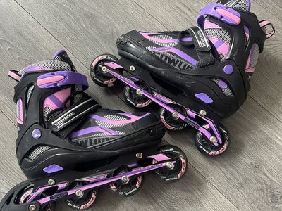 Sowume Adjustable Rollerblades - Girls/Women Size L (approx. 7-10)