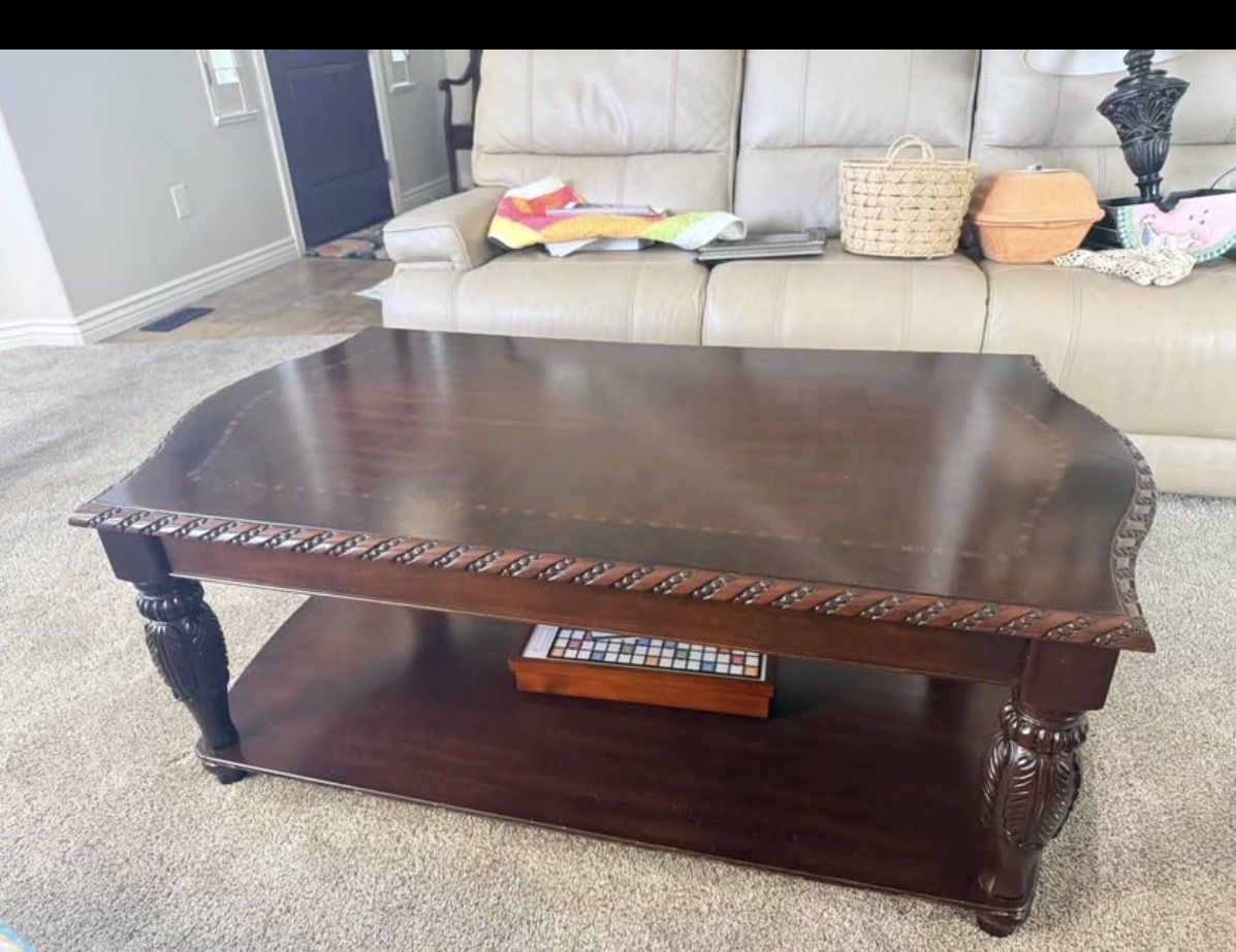 Dark Wood Carved Coffee & End Table Set - Ornate Living Room Furniture